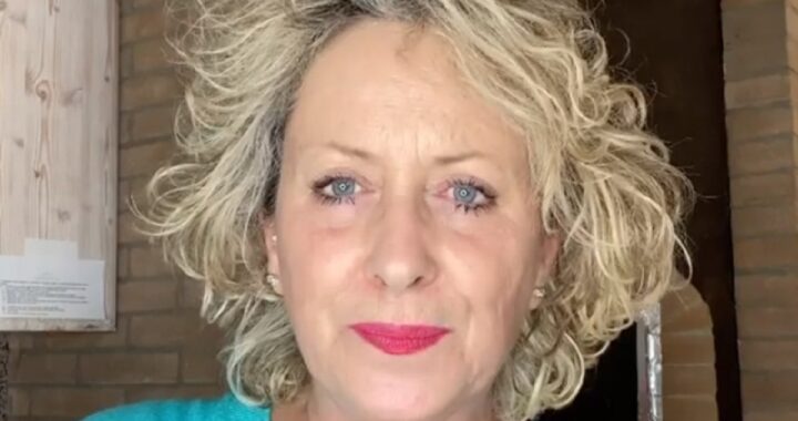 Carolyn Smith