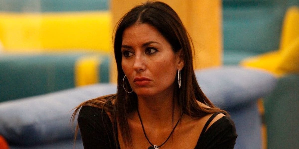 Elisabetta Gregoraci spaventata per quello che sta succedendo fuori: “Flavio Briatore è arrabbiato”