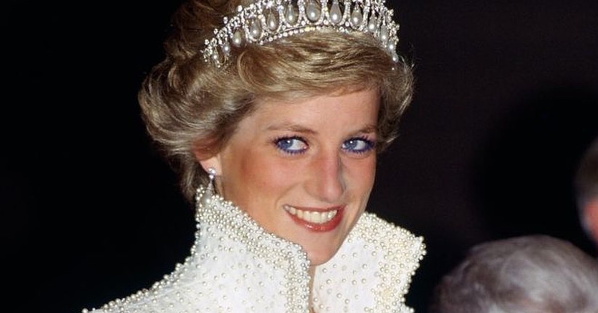 Lady Diana, il commento di Kristen Stewart: “La sua è una delle storie più tristi al mondo”