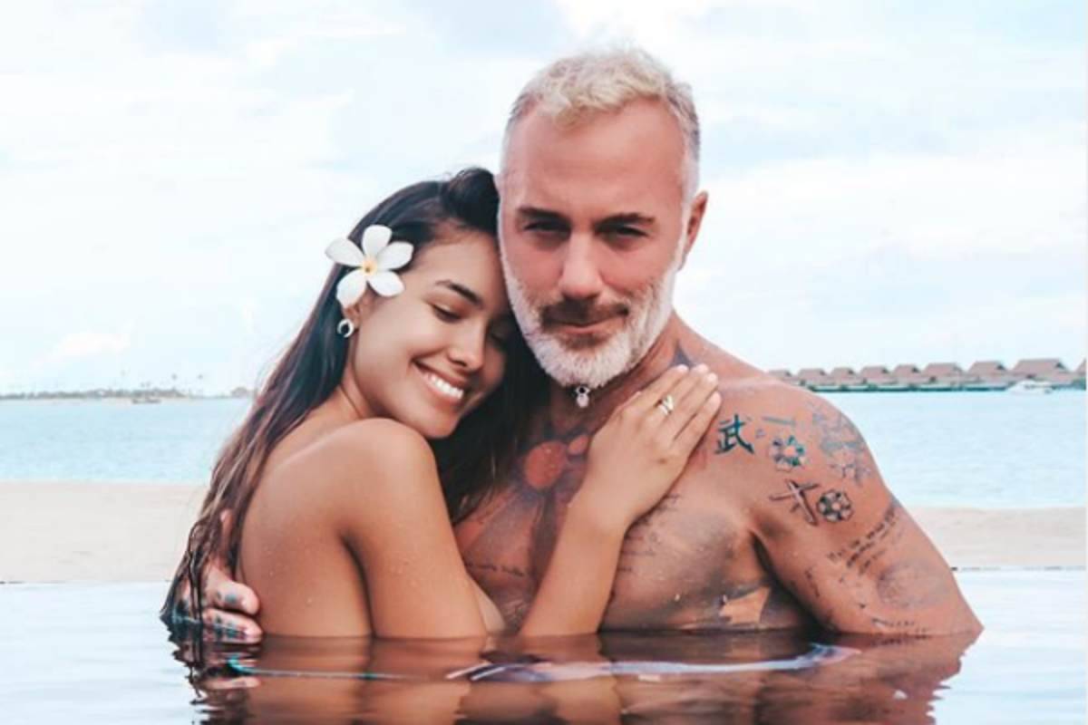 Gianluca Vacchi al mare con Sharon Fonseca