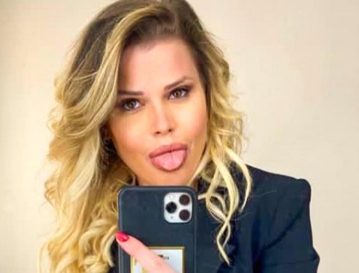 GF Vip: Carlotta è raccomandata?