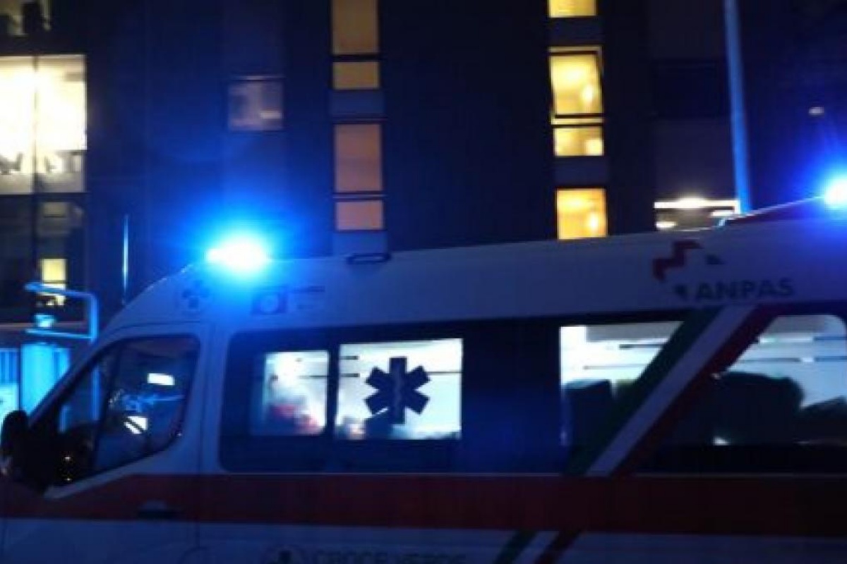 incidente milano morto papà