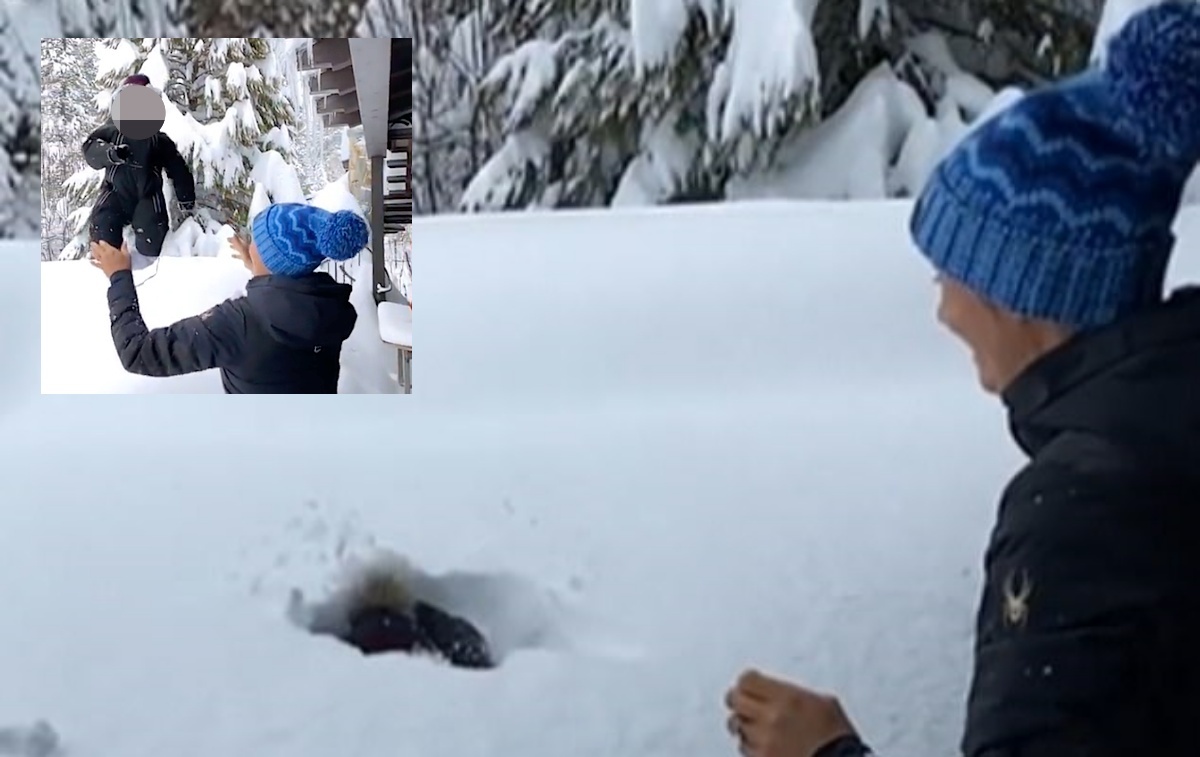 La campionessa olimpica attaccata sui social dopo la pubblicazione di un video: ha lanciato il figlio piccolo in mezzo alla neve