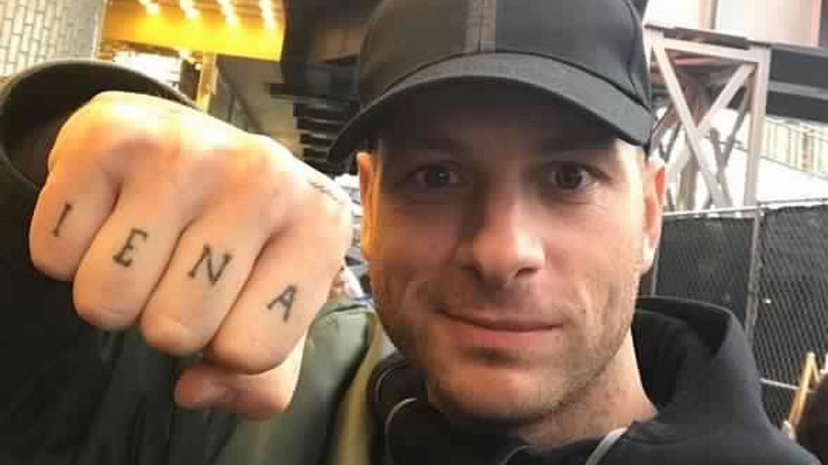 Clementino tatuaggio IENA