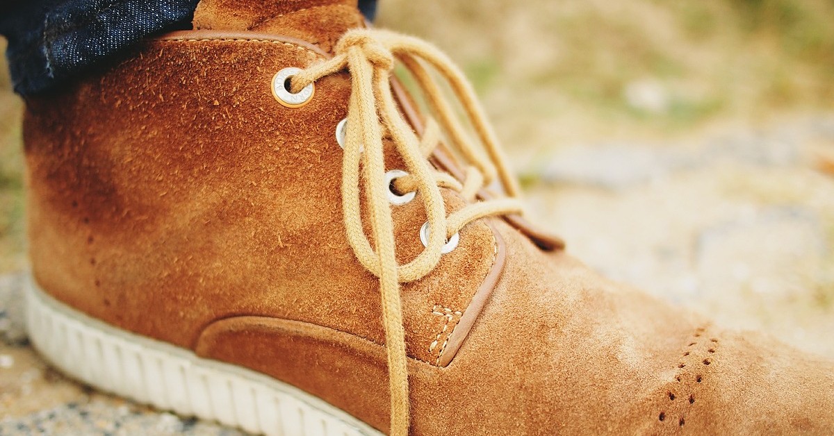 Come pulire le scarpe di camoscio