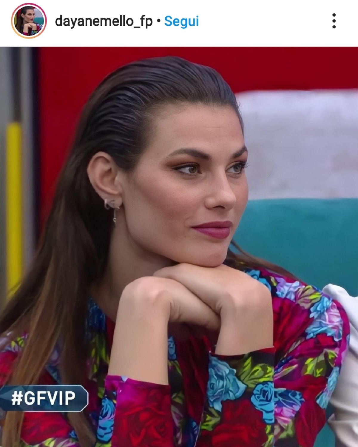 Dayane in Versace