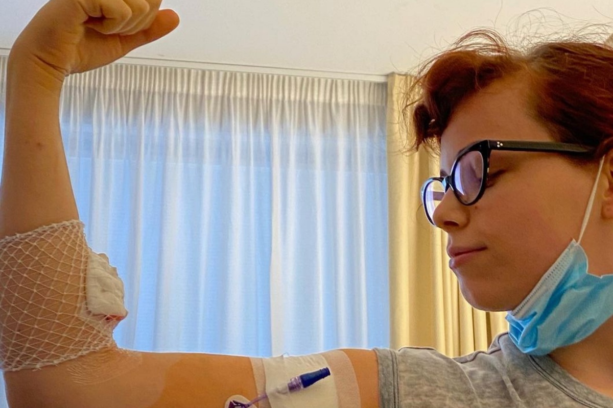 “La roccia a cui io e Lorenzo ci siamo aggrappati”: il bellissimo post della moglie di Jovanotti per la loro figlia, appena uscita da una brutta malattia