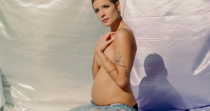 Dopo l'aborto e l'endometriosi, Halsey è finalmente incinta