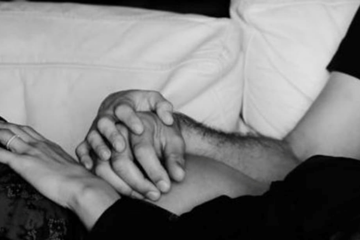 Si sono conosciuti sul set più di 10 anni fa e, da allora, non si sono più lasciati: oggi arriva la grande gioia di un figlio per i due attori