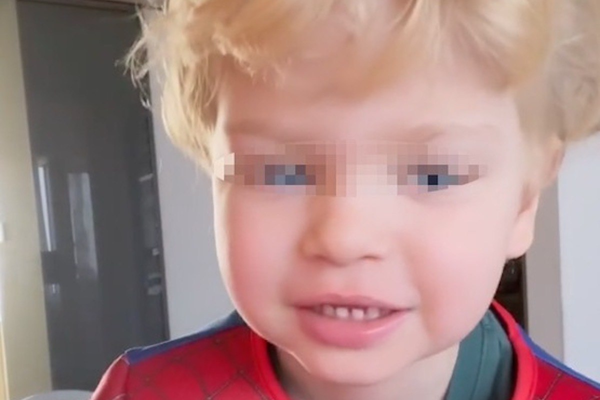 Il piccolo Leone diventa influencer: il primo consiglio ai follower fa sorridere tutti