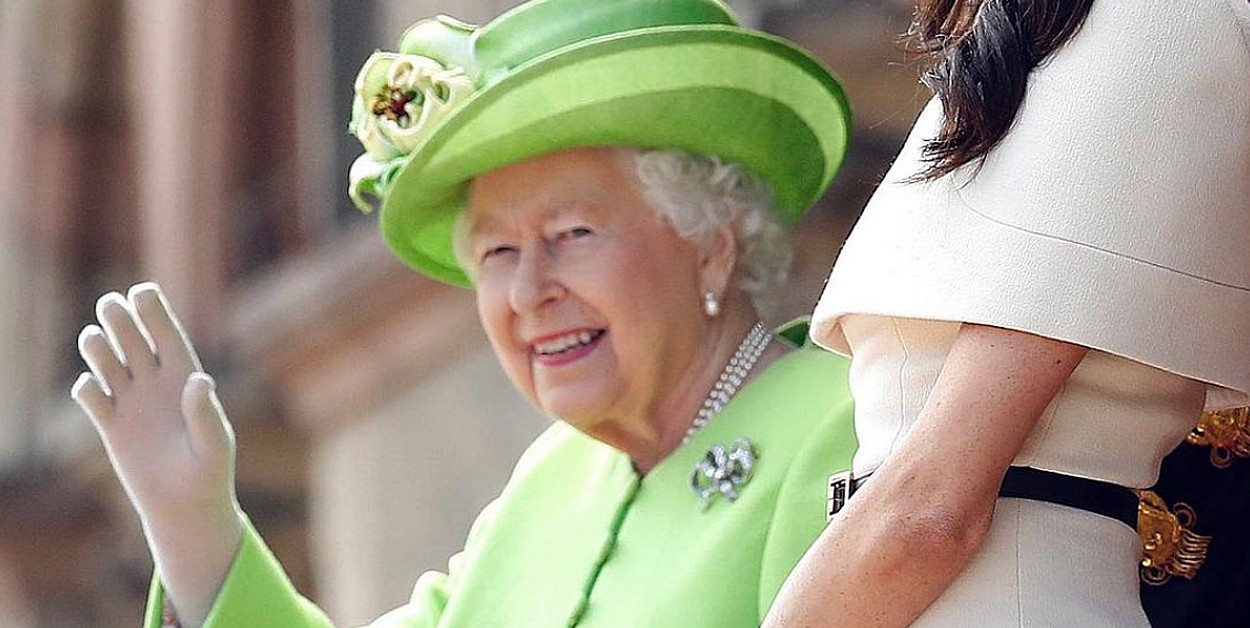 Kate Middleton, la Regina prepara una sorpresa per il suo anniversario di nozze con William