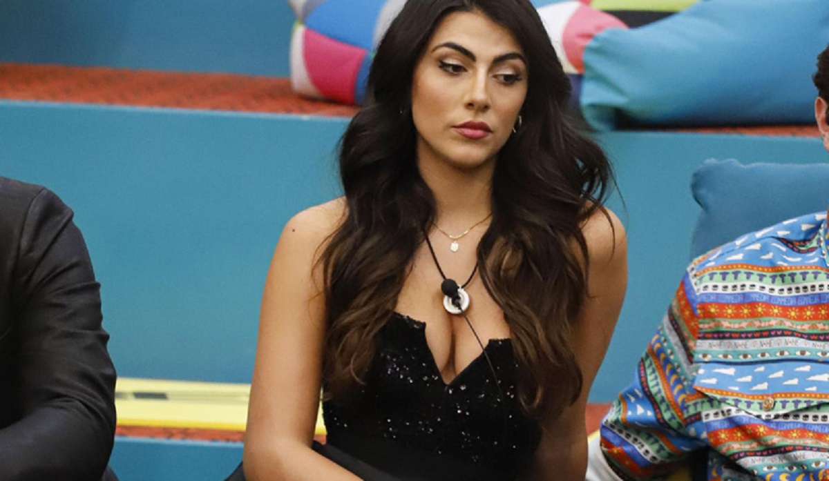 GF Vip, interviene Fariba la mamma di Giulia Salemi: “Non hai mica insultato il Papa”