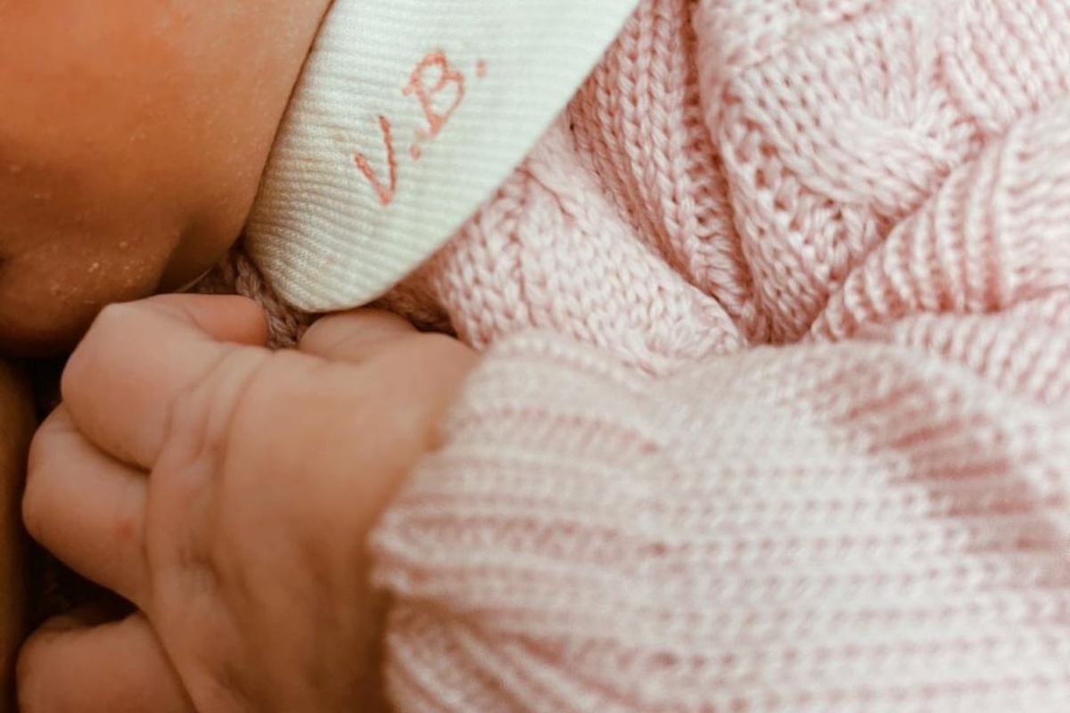 Il bomber della nazionale è diventato papà per la prima volta, ma il Covid non gli permetterà di abbracciare la sua bambina