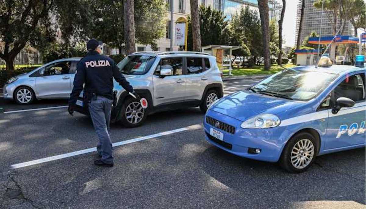 Polizia intervento assalto a Foggia