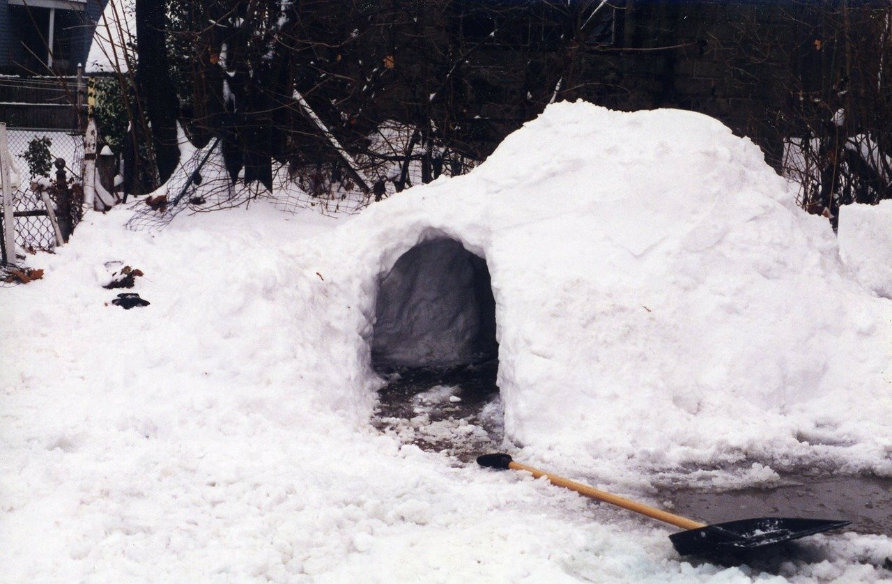 bimbo di 7 anni muore nell'igloo