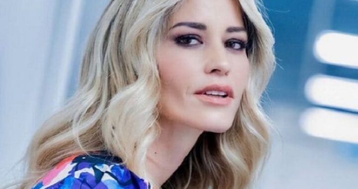 Elena Santarelli