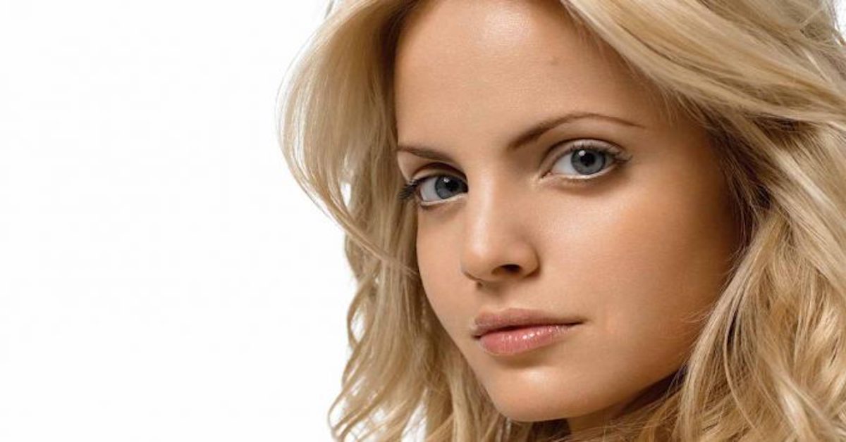 Che fine ha fatto Mena Suvari? Scopriamo cosa fa oggi l’attrice