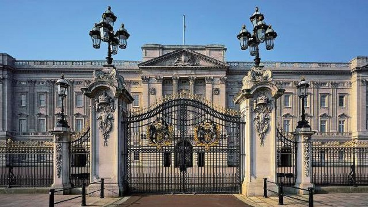 Ricoverato il principe Filippo, preoccupazione a Buckingham Palace: cosa sta succedendo