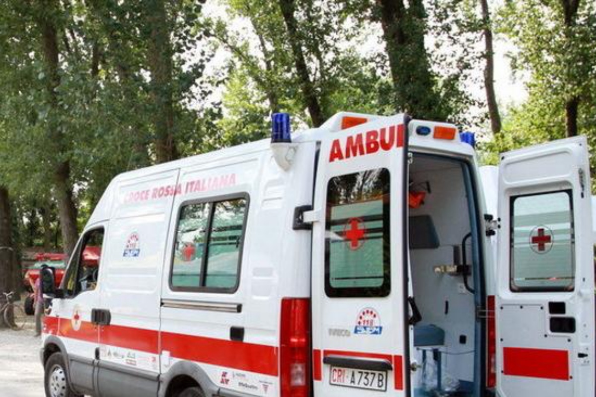 Dramma a Coreglia, bambina di 8 anni cade da cavallo: ricoverata in gravi condizioni