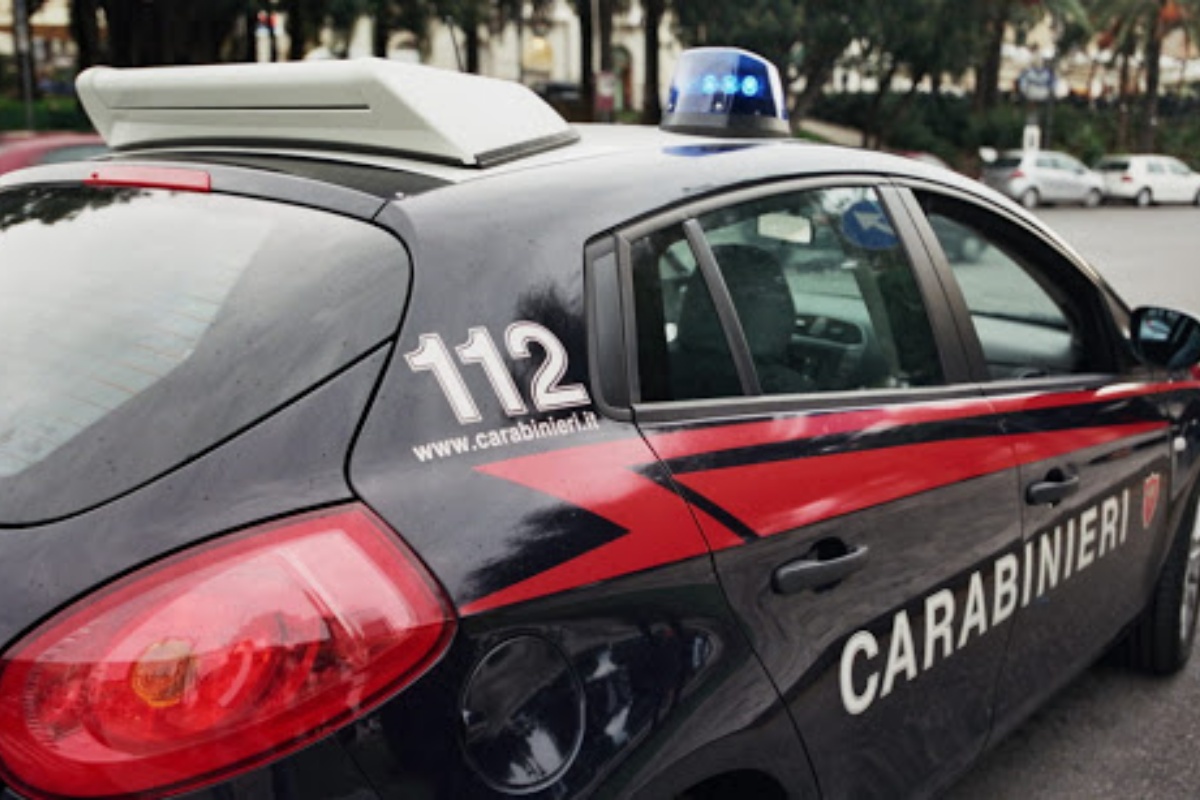 Palermo, sfocia rissa ad un battesimo: spintoni ed insulti per fare le foto con il bimbo