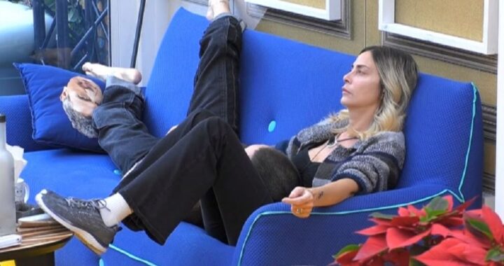 GF Vip: Stefania Orlando piange ed esplode