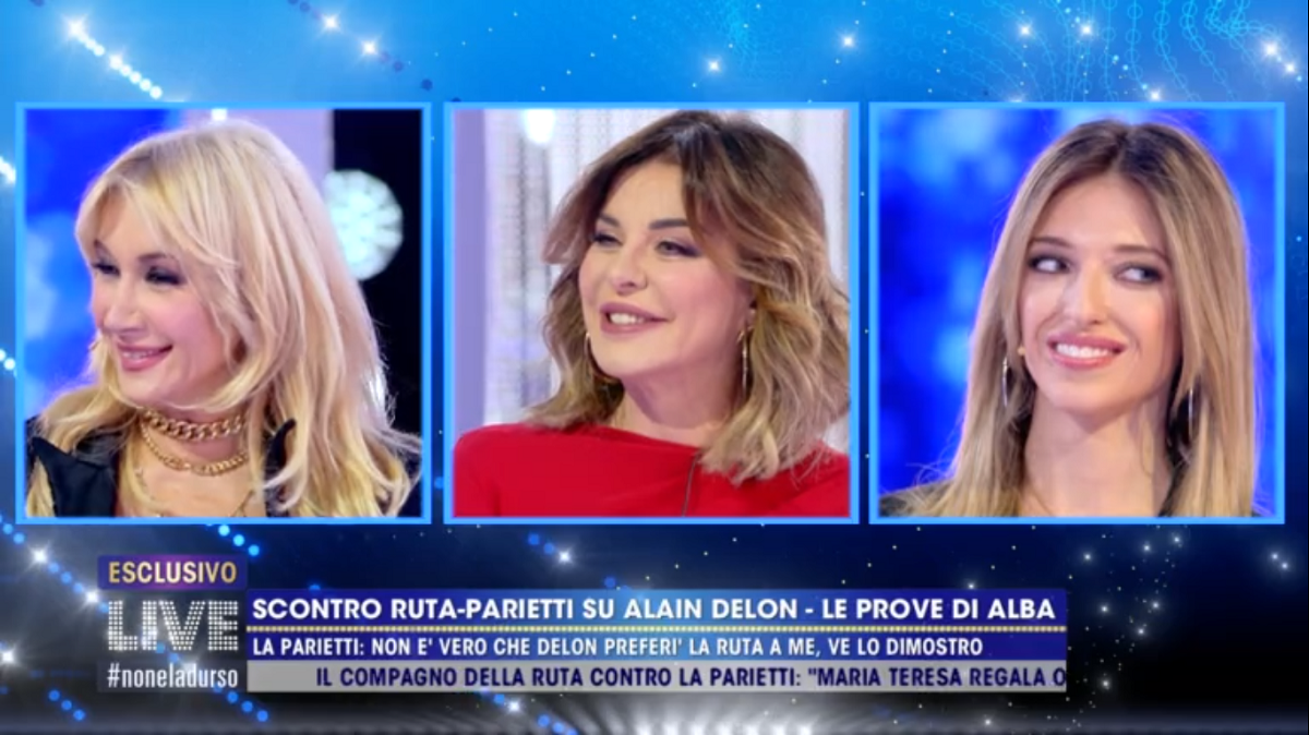 Live-Non è la D'Urso critiche su Maria Teresa Ruta