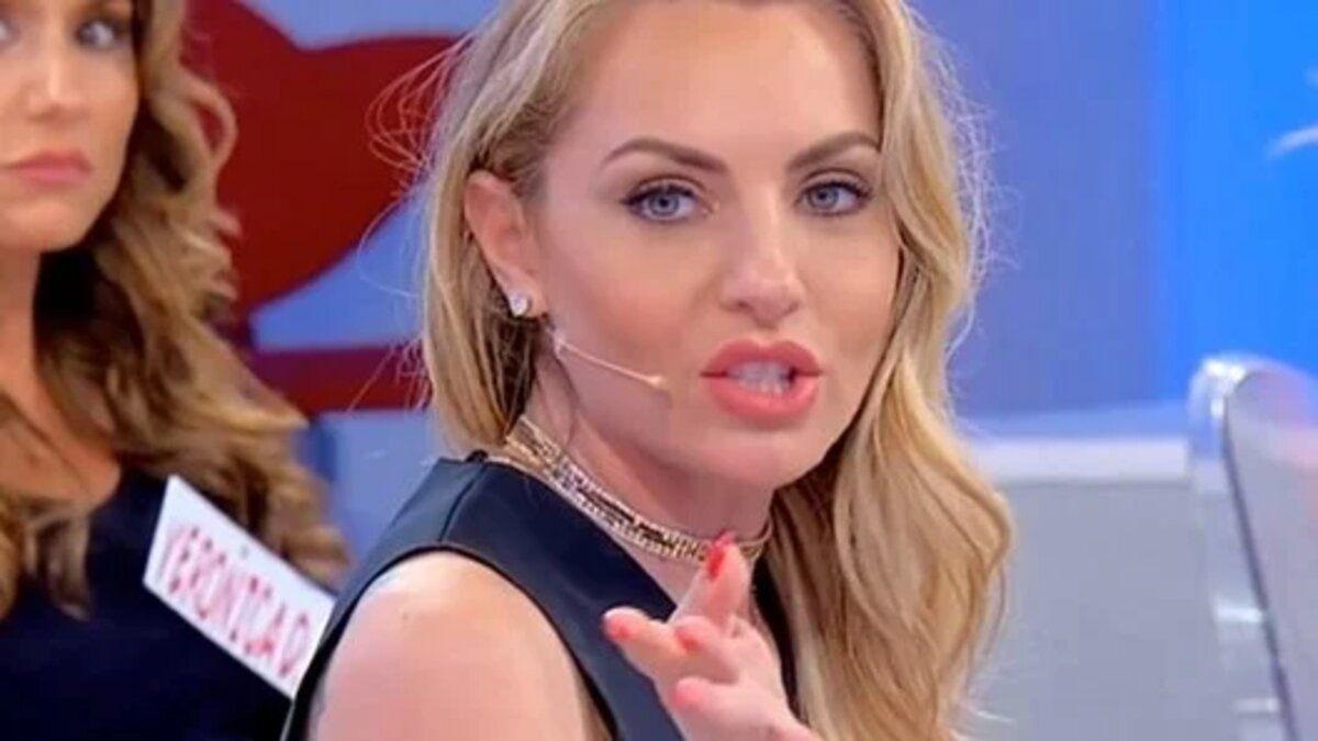 UeD: Veronica Ursida torna in studio e scoppia la lite con Armando