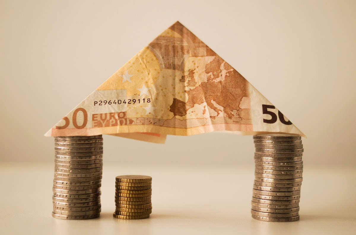 INPS richiede indietro i bonus di 600 euro pagati nel 2020, chi deve restituirlo