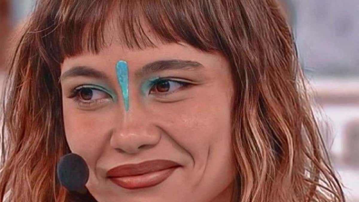 Amici, il trucco di Enula conquista tutti cosa significano quei