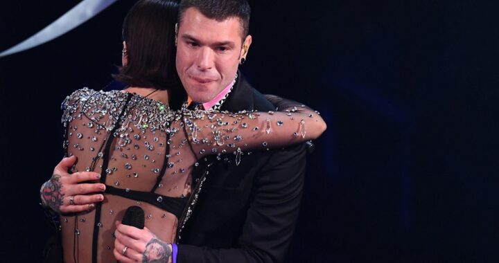 Fedez rompe il silenzio e svela perché ha pianto dopo l'esibizione sul palco dell'Ariston con Francesca Michielin