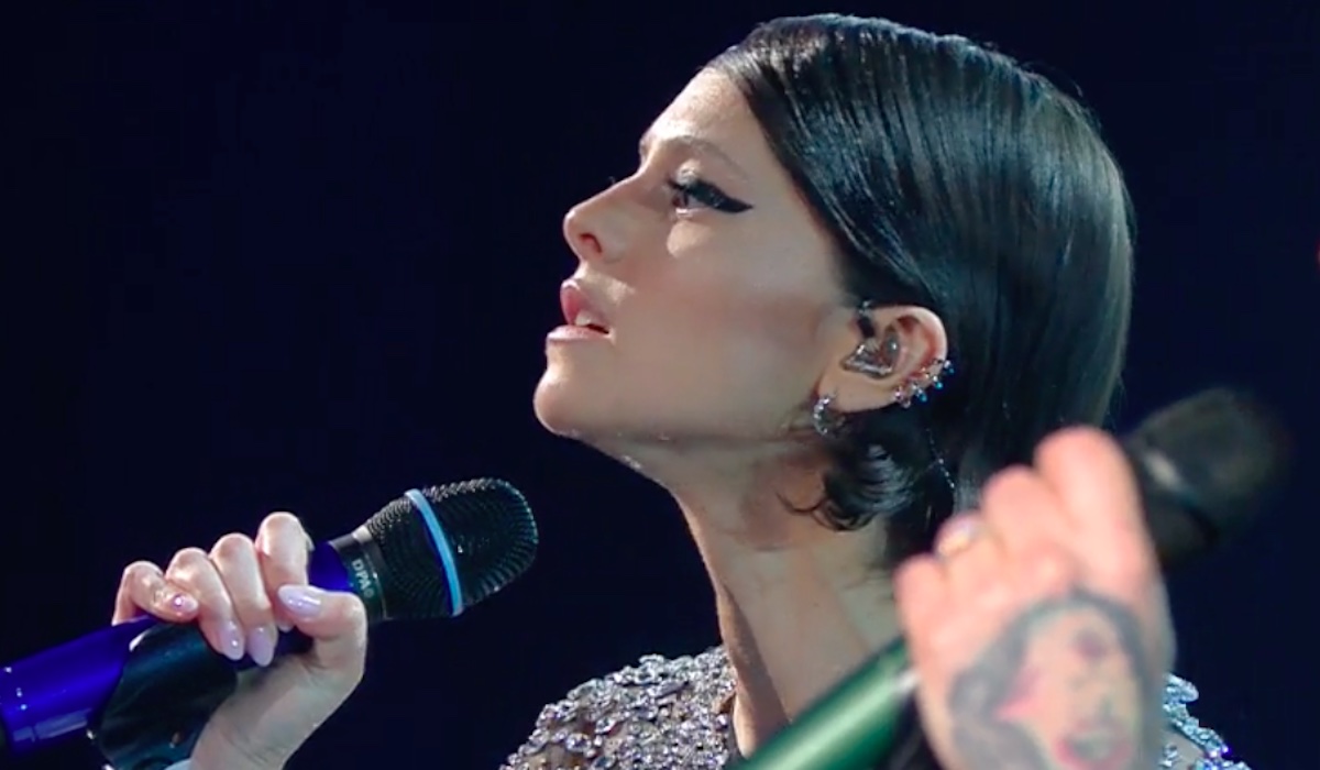 Sanremo, drastico cambio di look per Francesca Michielin: la cantante svela perché ha tagliato i capelli poco prima dell’esibizione