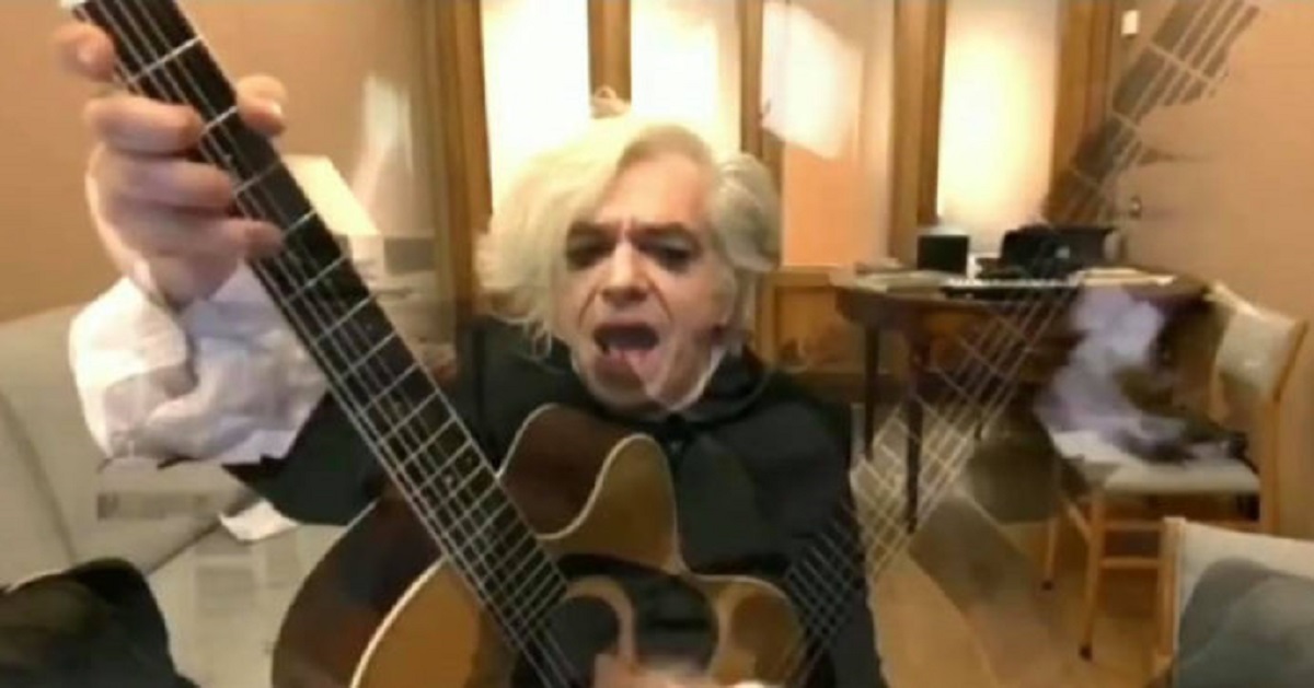 Sanremo 2021, cosa ha fatto Morgan durante l’esibizione di Bugo