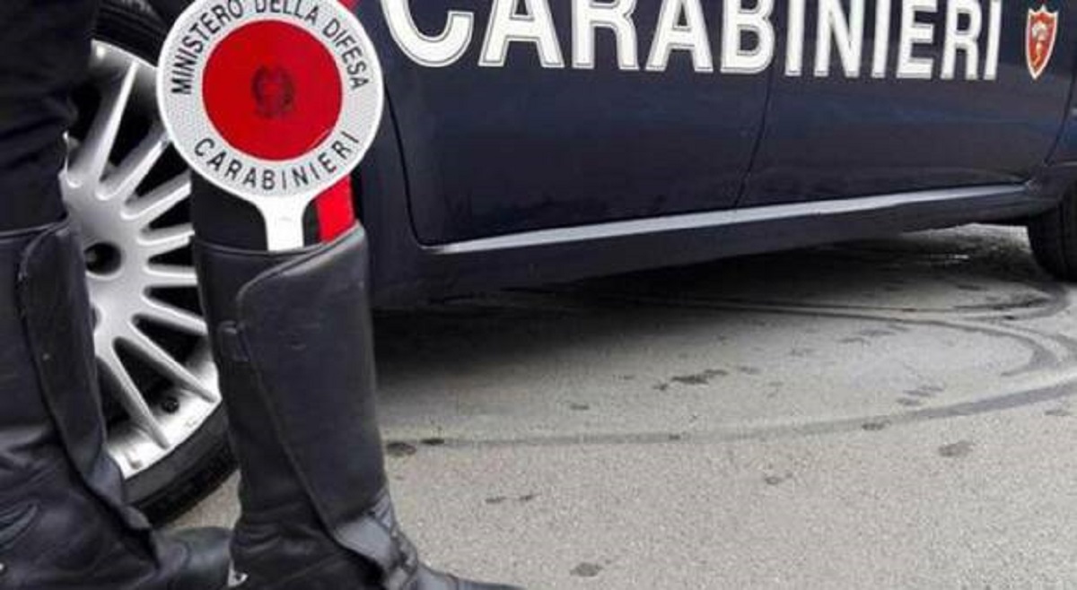 carabinieri incidente 