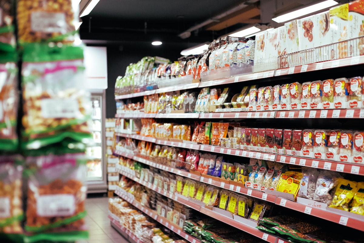 Effetto zona rossa: torna la psicosi, supermercati presi d’assalto