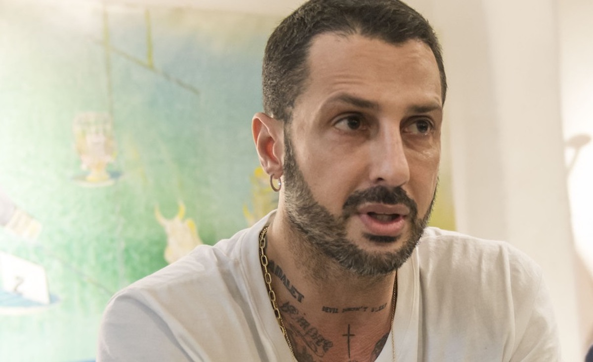 Fabrizio Corona denunciato: ecco cosa succede
