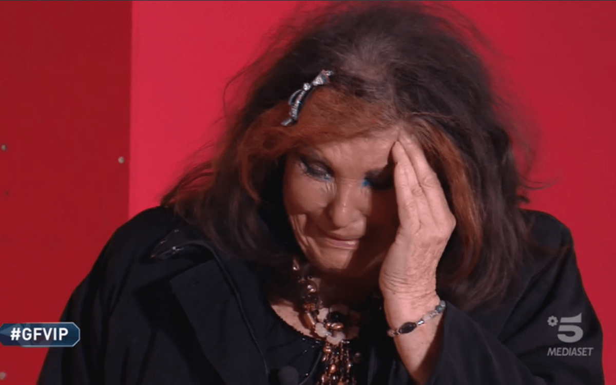 Patrizia De Blanck da Bonolis perde un dente