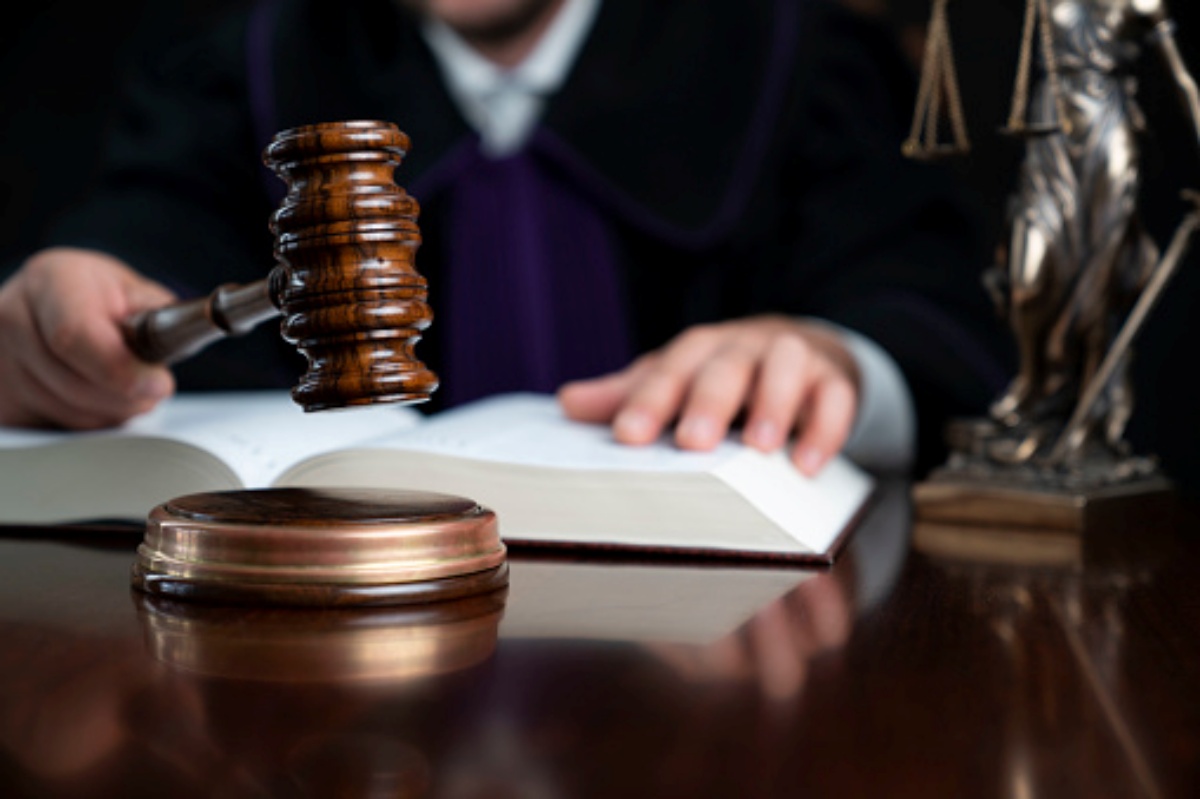 Ragazzo di 16 anni si toglie la vita