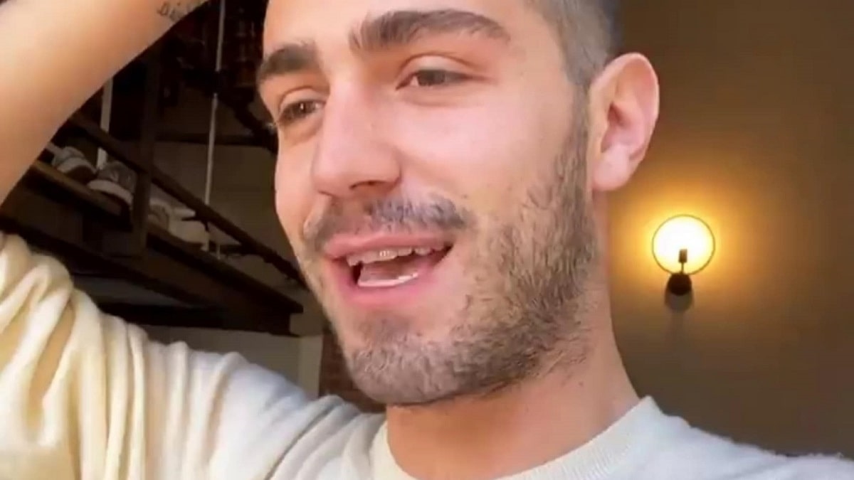 Tommaso Zorzi chiede aiuto sui social: cos’è successo