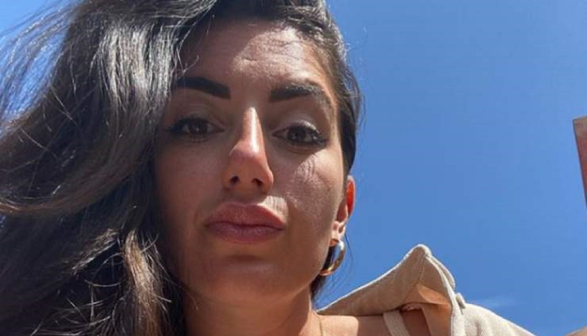 Adelaide De Martino, la sorella di Stefano De Martino, innamorata di un noto attore: la foto sui social