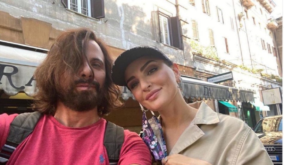 Arisa e Andrea Di Carlo, è di nuovo amore: la foto del bacio