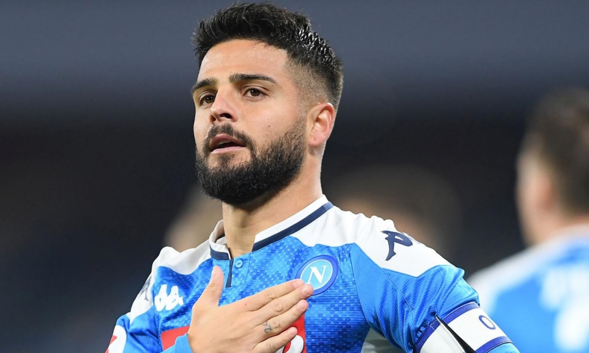 Lorenzo Insigne dona 250 uova di Pasqua ai bimbi malati di Napoli