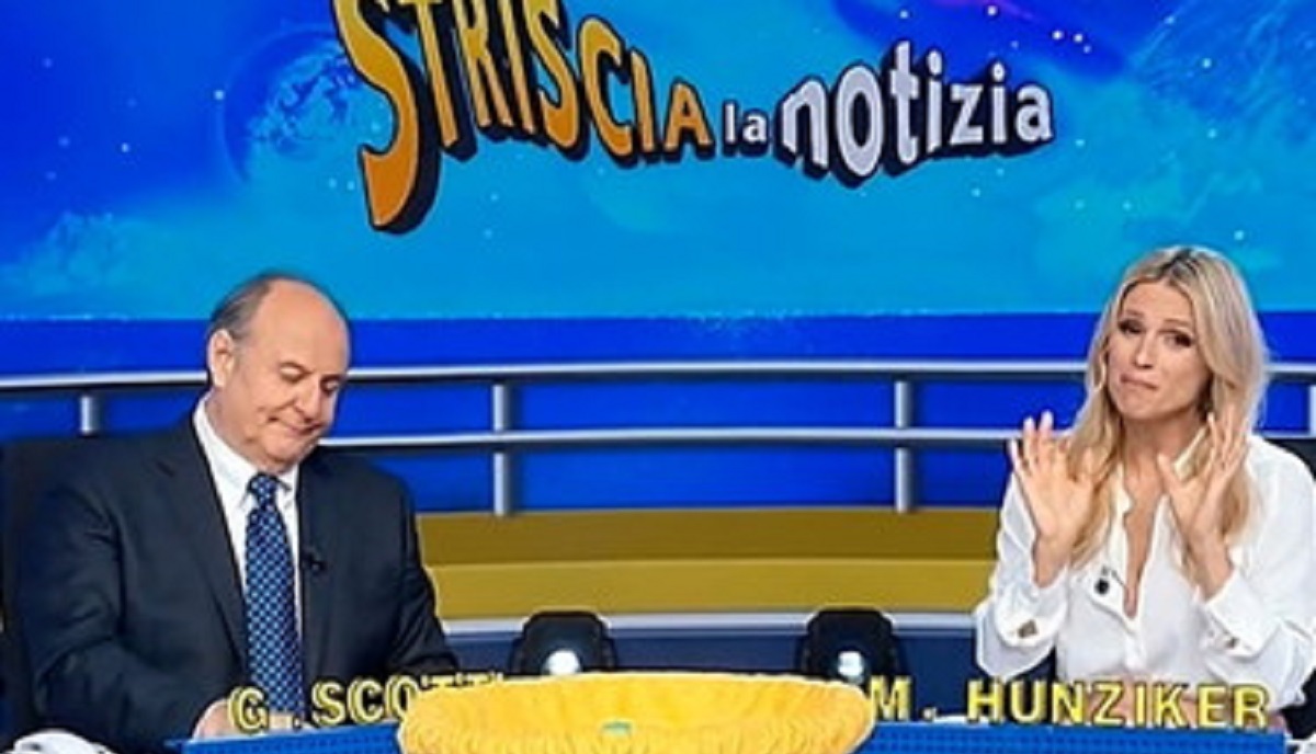 Striscia la Notizia, dopo le accuse di razzismo arriva anche la replica di Gerry Scotti