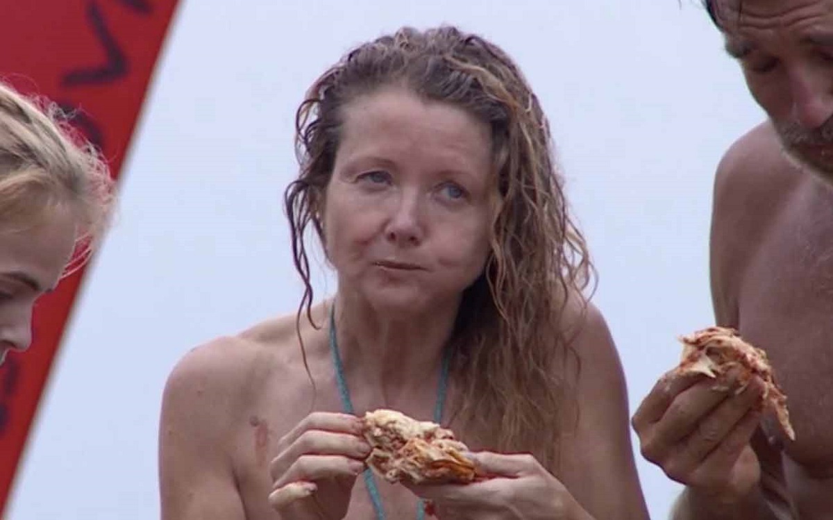 L'Isola dei Famosi: Angela Melillo infrangere il regolamento