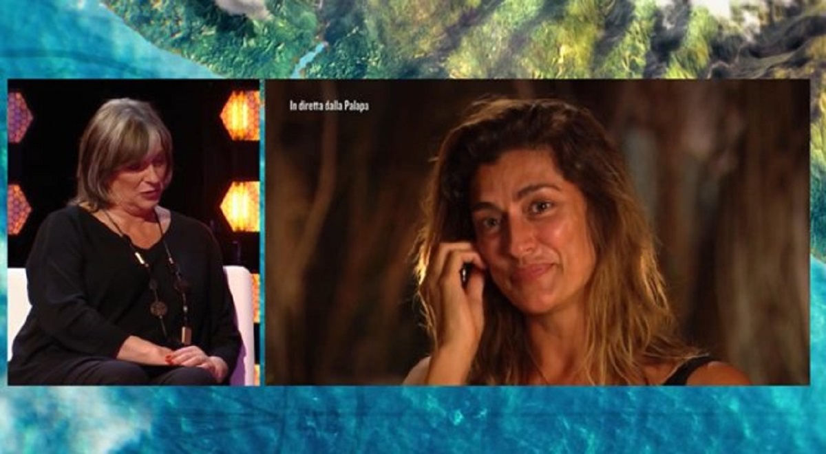 L'Isola dei Famosi: Elisa Isoardi chiede perdono