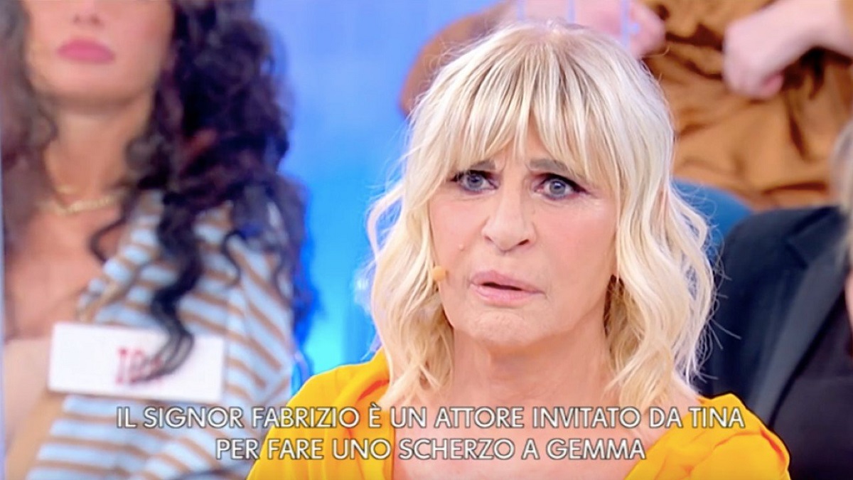 UeD: Tina Cipollari fa uno scherzo cattivo a Gemma