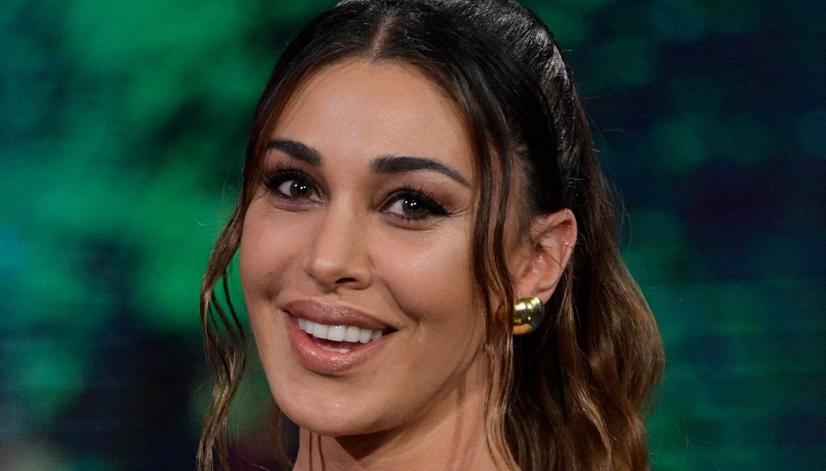 Belen Rodriguez finisce nei guai: Veronica, la sorella di Bobo Vieri accusa la showgirl di plagio
