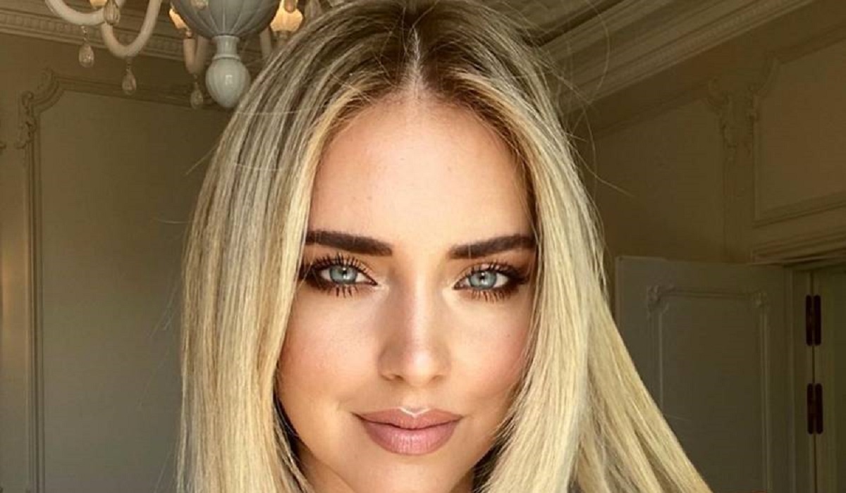 Chiara Ferragni lancia la sua nuova linea di costumi di lusso. Il prezzo? Vi sorprenderà!