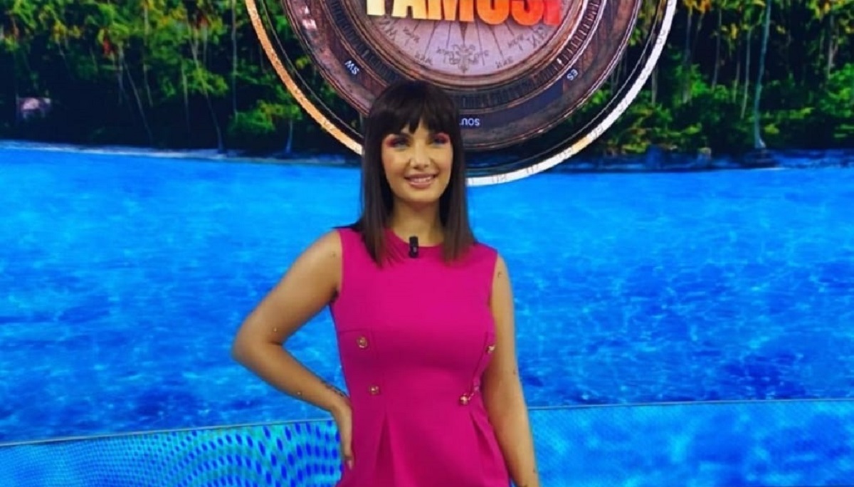 Elettra Lamborghini, il nuovo look sfoggiato all’Isola dei Famosi, long bob con piega sleek e maxi frangia: i fan scatenati sui social