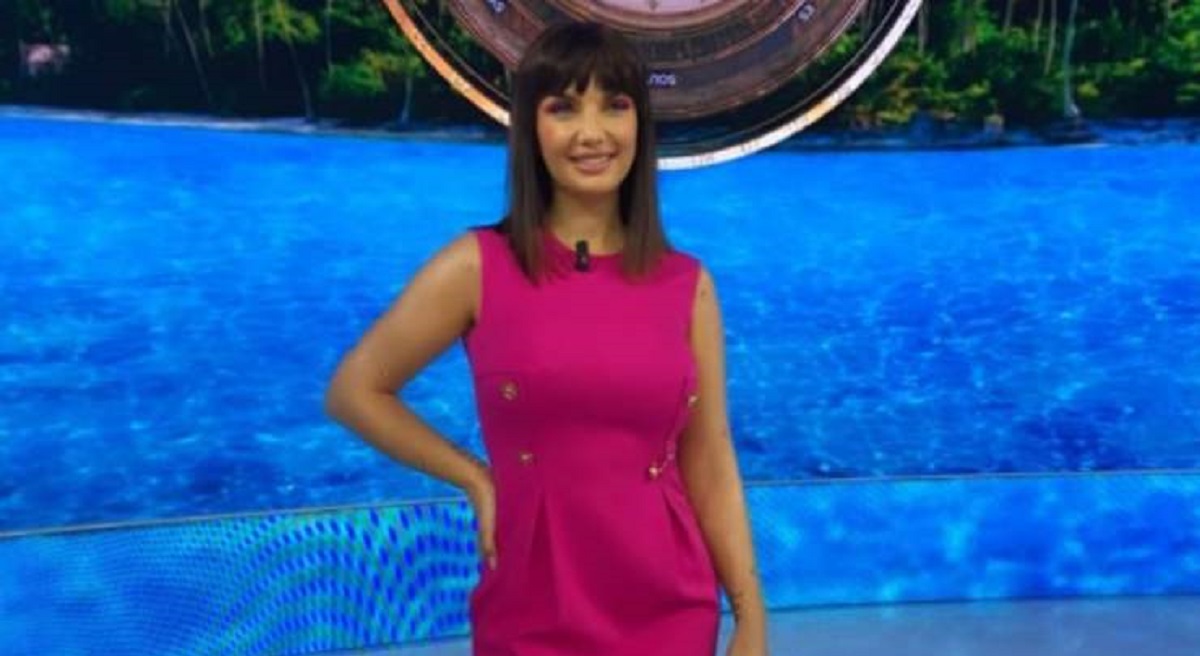Isola dei Famosi, look stratosferico per Elettra Lamborghini ma il prezzo e da cardiopalma