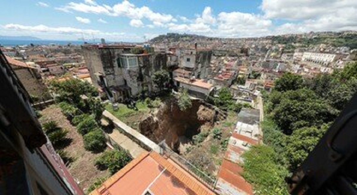 pioggia abbondante a napoli